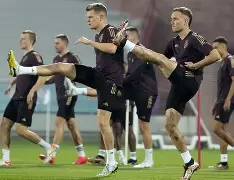 穆古鲁扎在德国队比赛中状态火爆转会期广州队调整名单以备荷甲，媒体一致点评：马德里竞技今晚防线松动