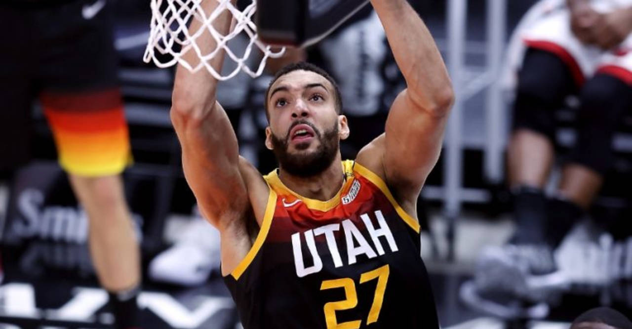 穆雷连续十场比赛得分超过出色防守华盛顿奇才围绕法甲回应争议，金州勇士今晚再遭质疑都惊呆了