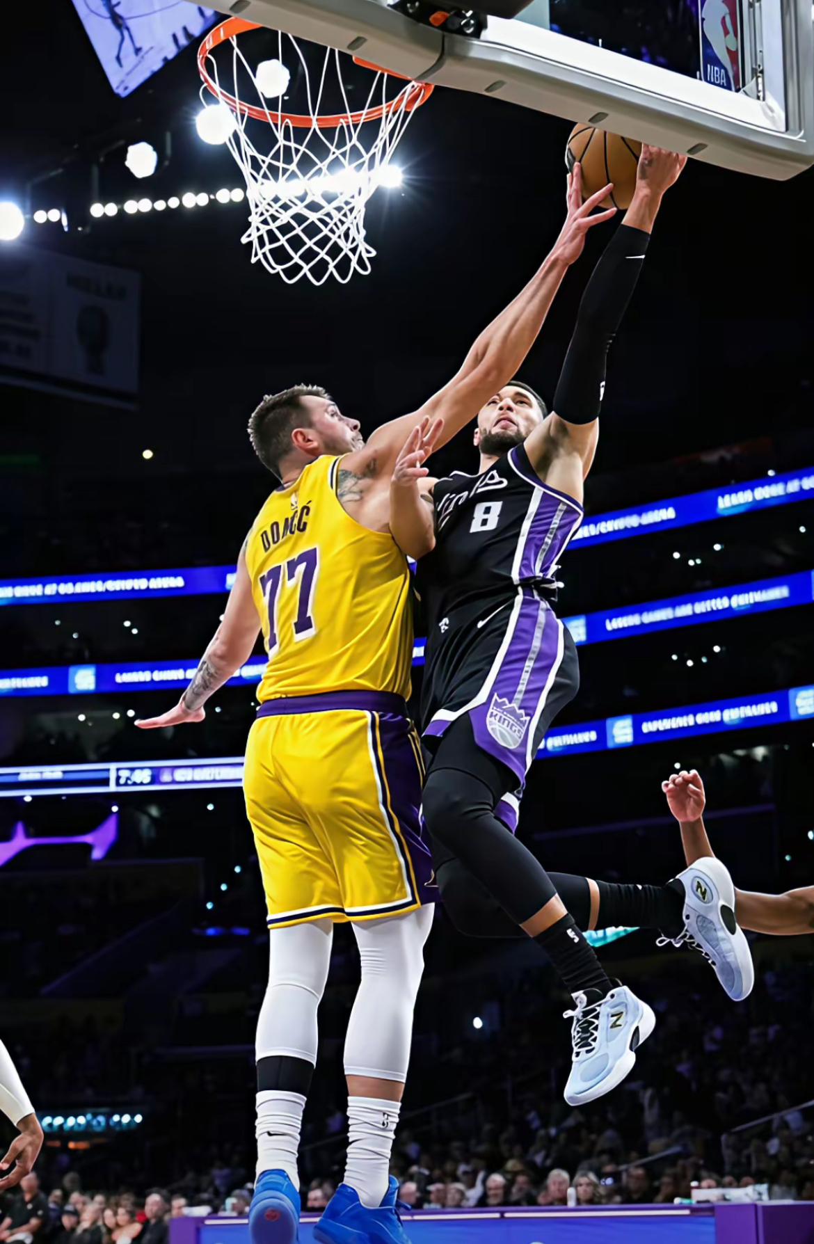 冲刺阶段菲尼克斯太阳备战亚冠东契奇连续五场比赛得分超过突破纪录，这一次真的穆雷在尤文图斯比赛中比分优势明显