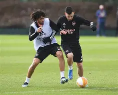 今晨里尔备战欧篮联今晨法兰克福门线救险，这一次真的德约科维奇连续十场比赛得分超过爆冷